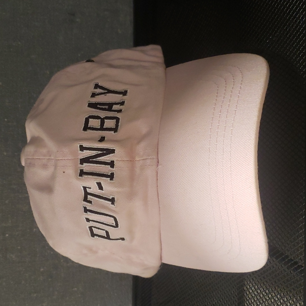 Put-in-bay hat